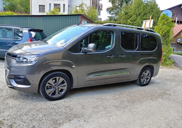 Toyota Proace City Verso cena 121700 przebieg: 13000, rok produkcji 2020 z Wysoka małe 7